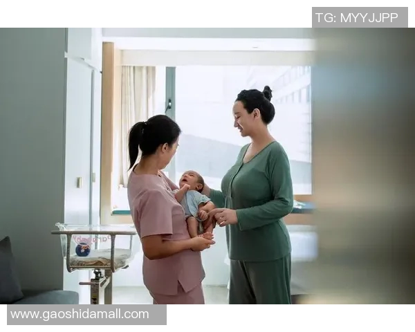 月嫂服务的全面解析:为新生儿和产妇提供专业护理的全方位指导 月嫂服务的全面解析:为新生儿和产妇提供专业护理的全方位指导